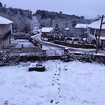 Guest house Pazos 3*