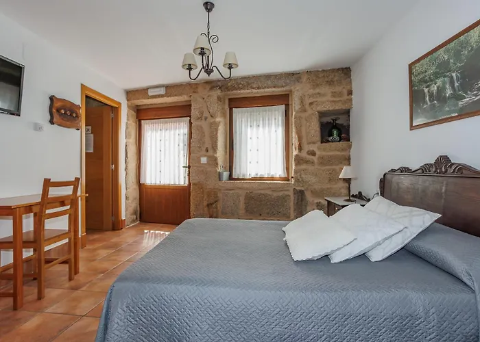 Pazos Πανσιόν